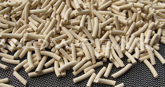 गैस निर्जलीकरण कैस 1318-02-1 13X आणविक चलनी Desiccant